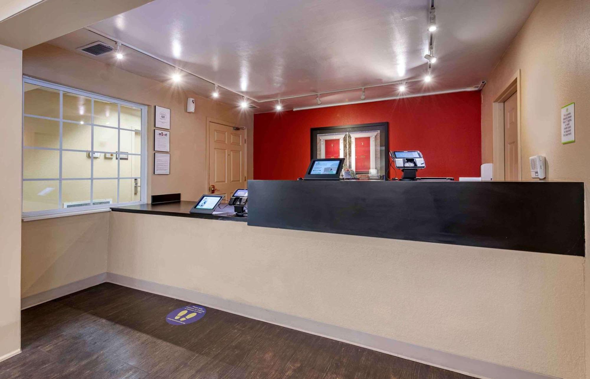 Extended Stay America Select Suites - Orlando - Lake Mary - 1040 Greenwood Blvd Exterior photo